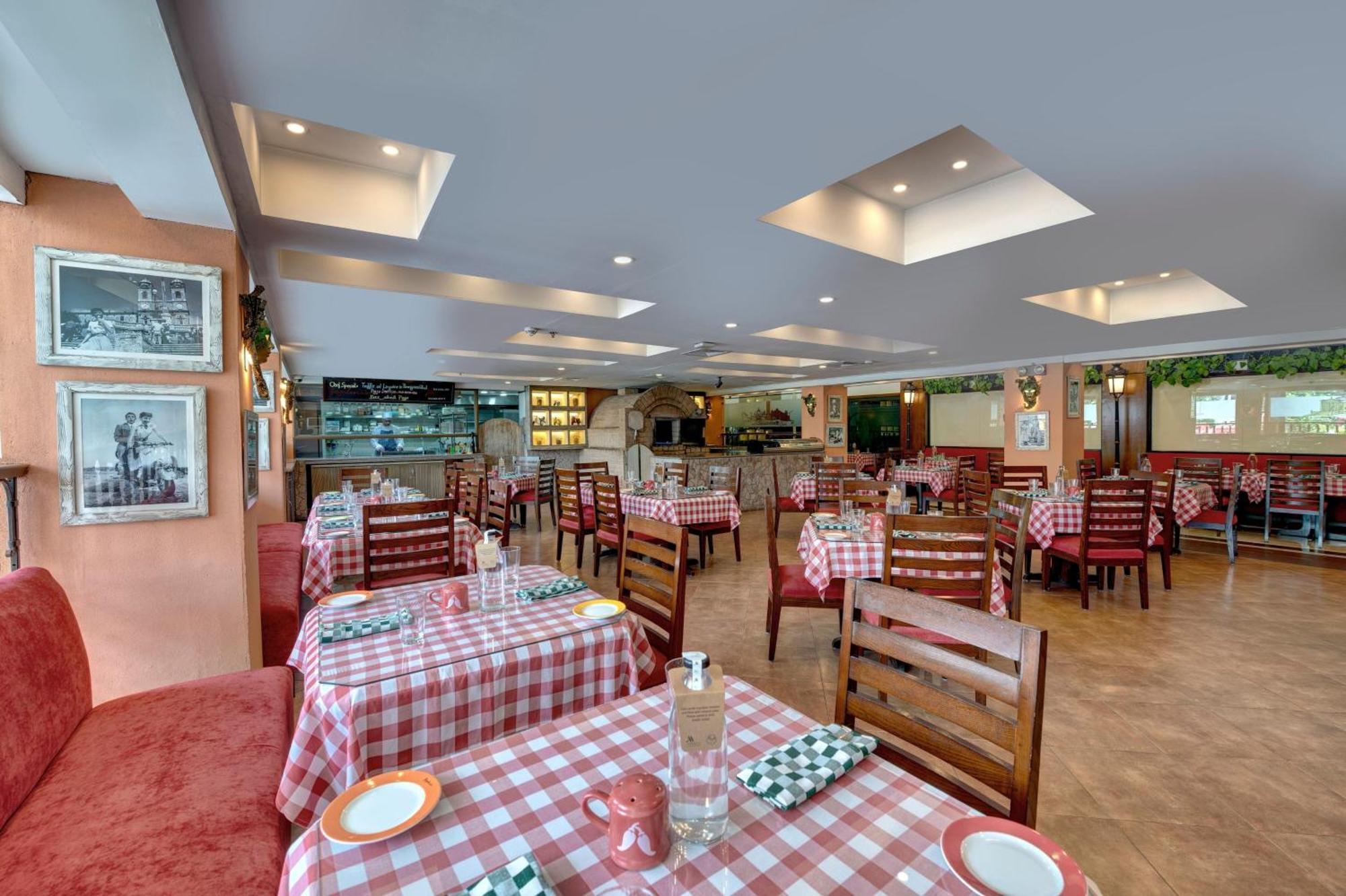 Islamabad Marriott Hotel Εξωτερικό φωτογραφία